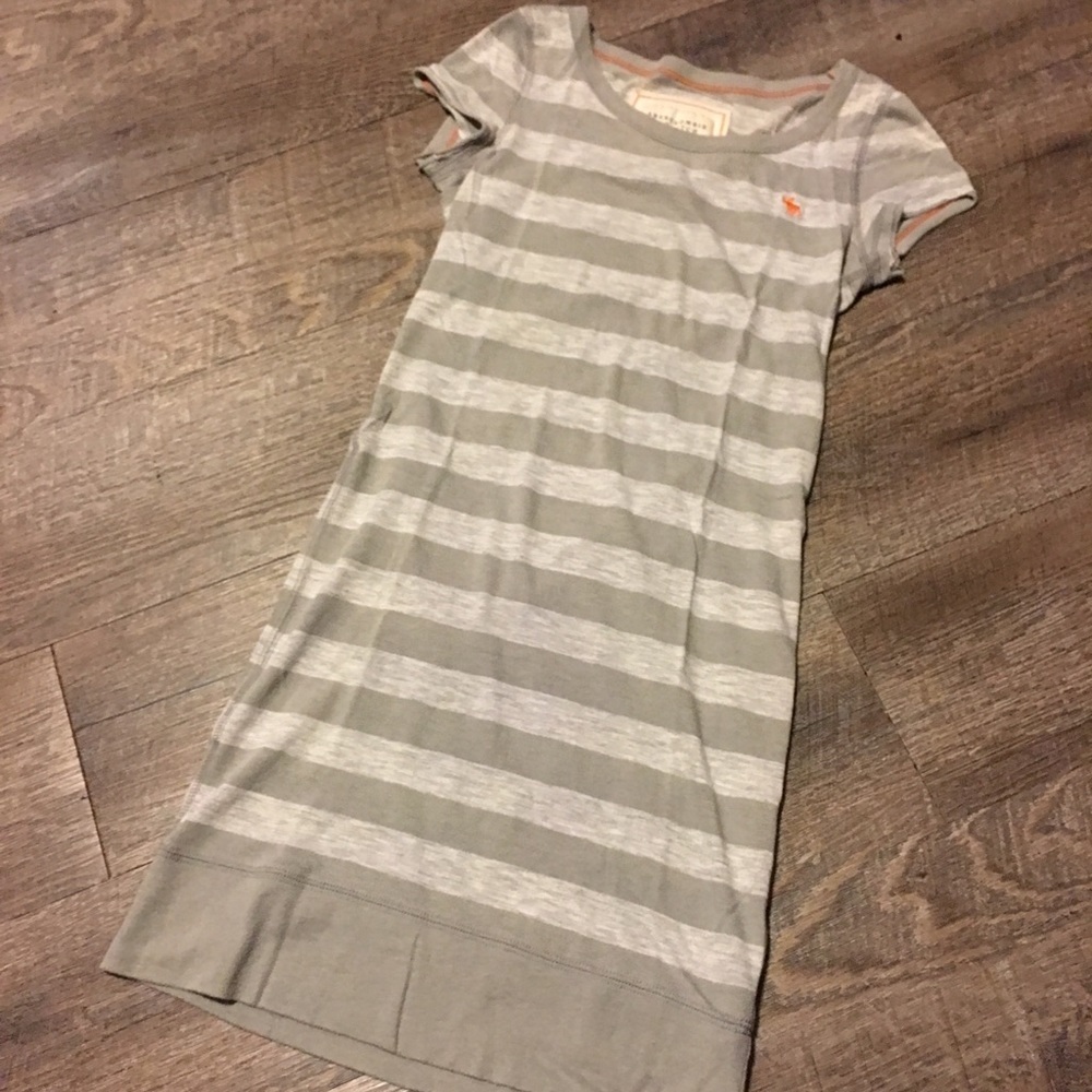 Abercrombie and Fitch Long Tee Shirt